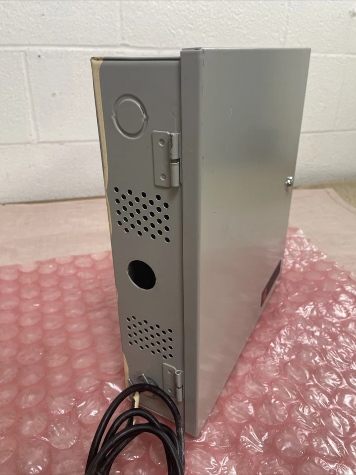 Nice ALTRONIX ALTV2416ULX CCTV CCTV Camera & Accessory Power Supply! - Image 3 of 4