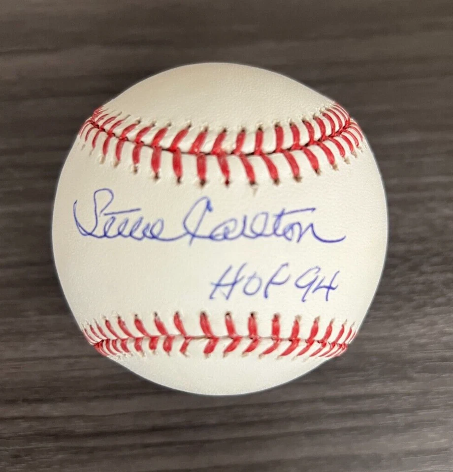 Steve Carlton Signed Baseball JSA CERT. Pitcher MLB Philadelphia Phillies HOF! - Image 2 of 4