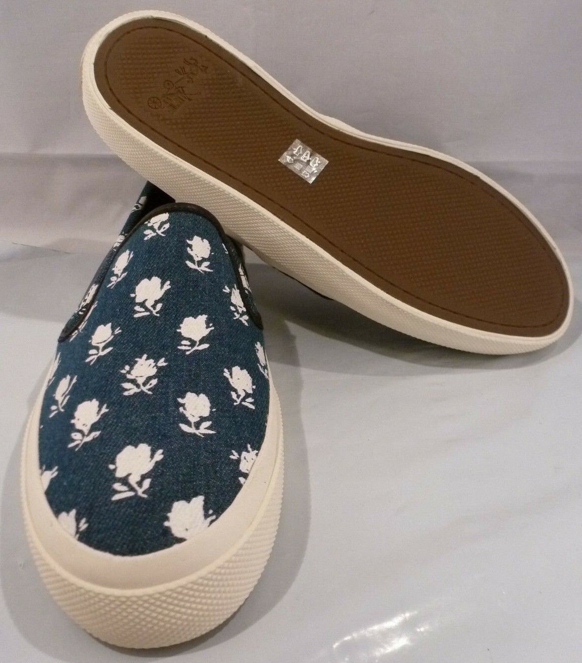 coach slip on sneakers
