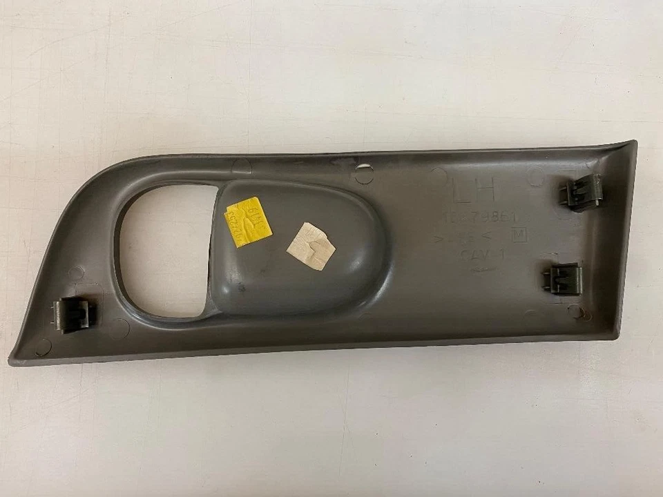 97-05 BUICK CENTURY MANIJA PUERTA BISEL P/N 10279861 ORIGINAL OEM GM PARTE TRASERA Foto 4 de 4