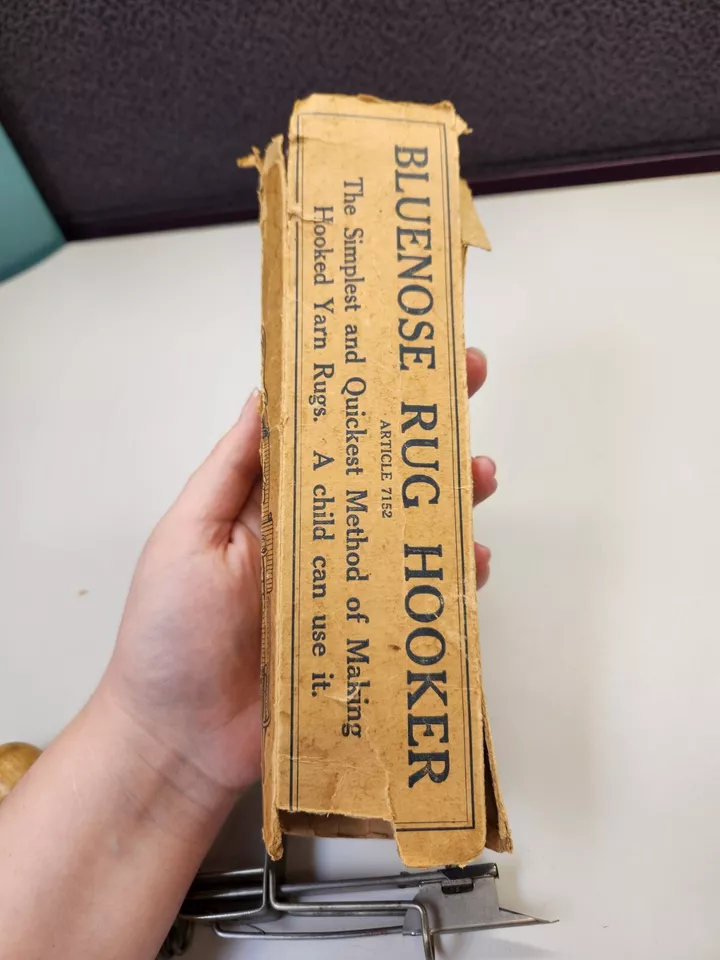 Vintage Bluenose Rug Hooker Tool For Hooked Yarn Rugs 7152 - Image 3 of 4