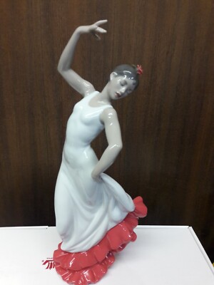LLADRO NAO, SPANISH ART (WHITE-RED) FLAMENCO DANCER, #1884, MIB LLADRO NAO, SPANISH ART (WHITE-RED) FLAMENCO DANCER, #1884, MIB