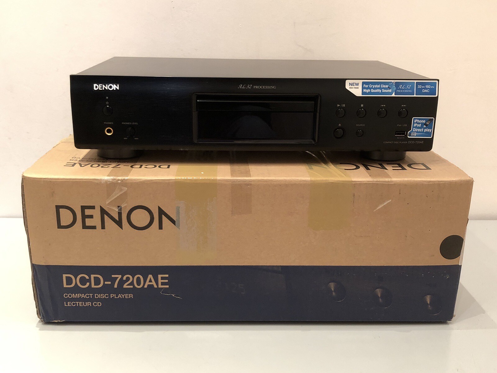 Denon DCD720AE CD Player MP3 WMA USB with Apple iPhone / iPod Direct