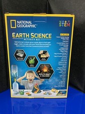 NATIONAL GEOGRAPHIC Earth Science Kit - Over 5 Science Experiments  STEM