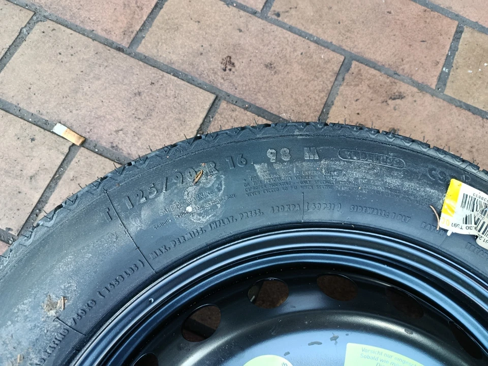 Mercedes W209 W203 Notrad Felge Stahlfelge 125/90 R16 3,5x16 ET17 2094000402 - Bild 3 von 4