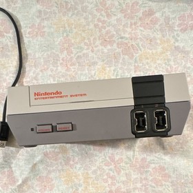 Nintendo NES Classic Edition Mini Console Gray HDMI 720p w/ Controller