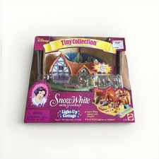 Disney s Snow White The Seven Dwarfs Polly Pocket Lighted Cottage NIB VTG