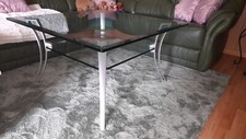 glas couchtisch,90x90x50 mit Zwischenboden und Metallfüßen, wie Neu, VB 300,00€ 
