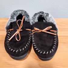 Saks Fifth Avenue Women's Ultra Plush Cozy Black Slippers Small-Med 6.5 -Read