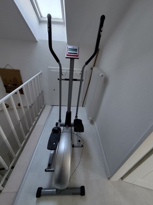 Heimtrainer/Crosstrainer, Marke Christopeit AL6