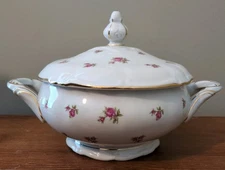Winterling - Bavaria Rosette Pattern Gold Trim Covered Vegetable/Soup Tureen