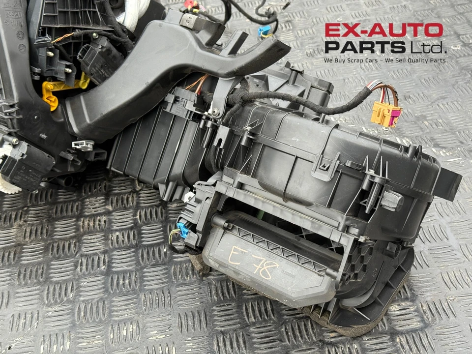 Audi A3 8P 2003–2012 HVAC Heater Box Assembly Valeo - Genuine OEM - Image 3 of 4