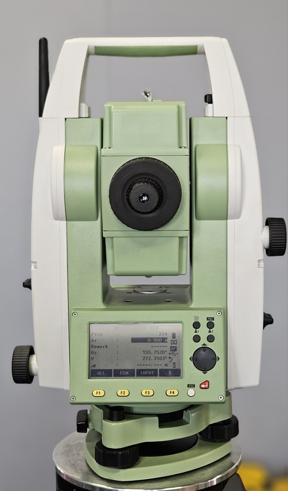 Leica TS02 7" Reflectorless Survey Total Station