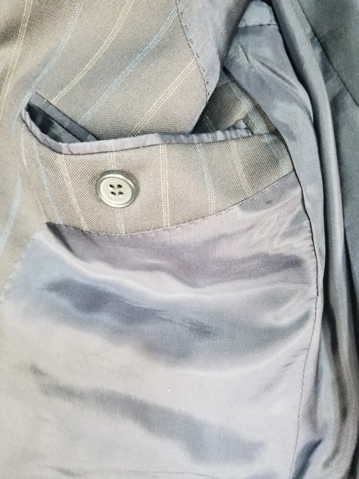 Coppley sport coat 42r Pinstripe Gray - Image 3 of 4