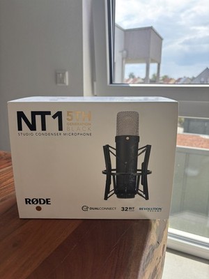 RØDE NT1 5th Generation Großmembran Kondensator Mikrofon mit USB - Schwarz