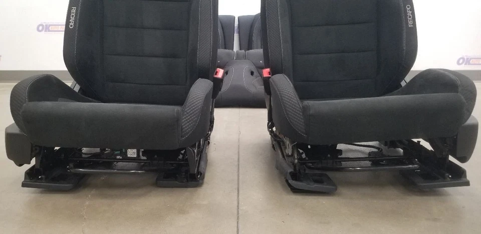 18 FORD MUSTANG SHELBY GT350 COUPE RECARO SEAT SET FRONT REAR BLACK ALCANTARA Foto 3 de 4