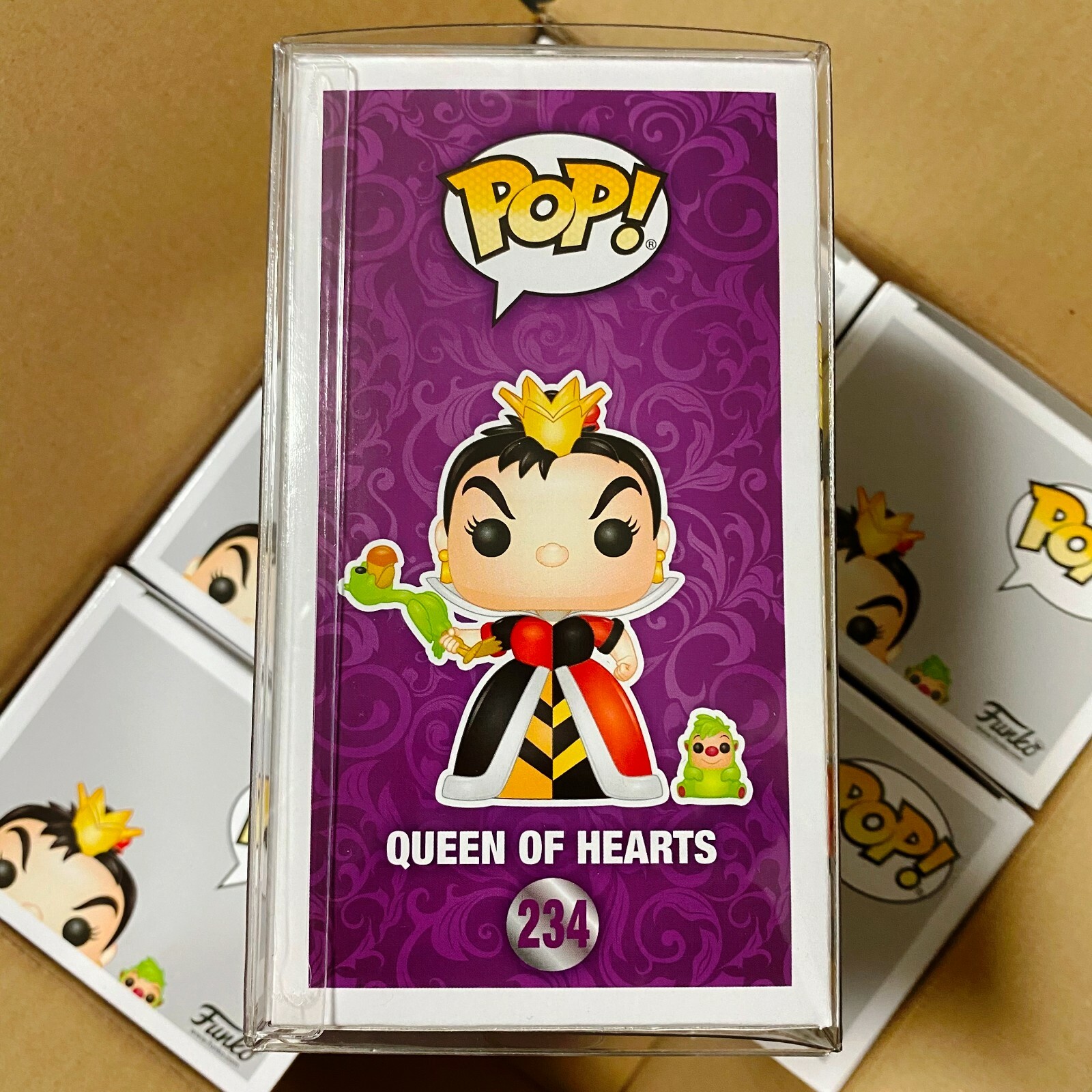 Funko Pop Disney Special Edition Queen of Hearts 234 w/Protector