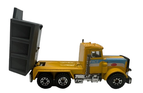 Matchbox Peterbilt PACE CONSTRUCTION yellow Dumper 1981 Dump Truck 1:80 Macau - Picture 8 of 9