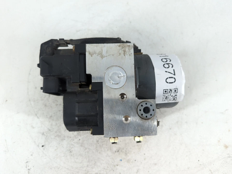 2002-2004 Subaru Legacy Abs Pump Control Module ZD8X5 - Image 3 of 4