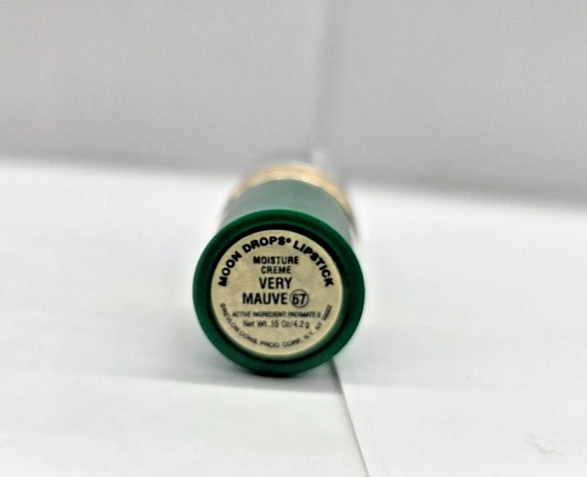 NEW REVLON moon drops lipstick- 67 VERY MAUVE - Image 2 of 2