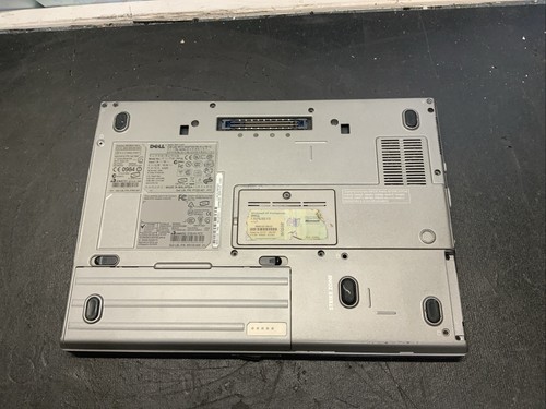 2 Dell Latitude D620/630 Duo 1GB RAM NO OS/SSD/HDD Laptop Notebook PC U15 - Picture 14 of 18