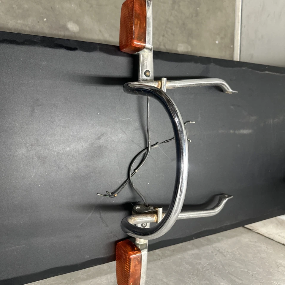 Редкая хромированная планка захвата сиденья 1979 Honda CB 750 K и мигалки изящные!  DOHC  - Изображение 2 из 4