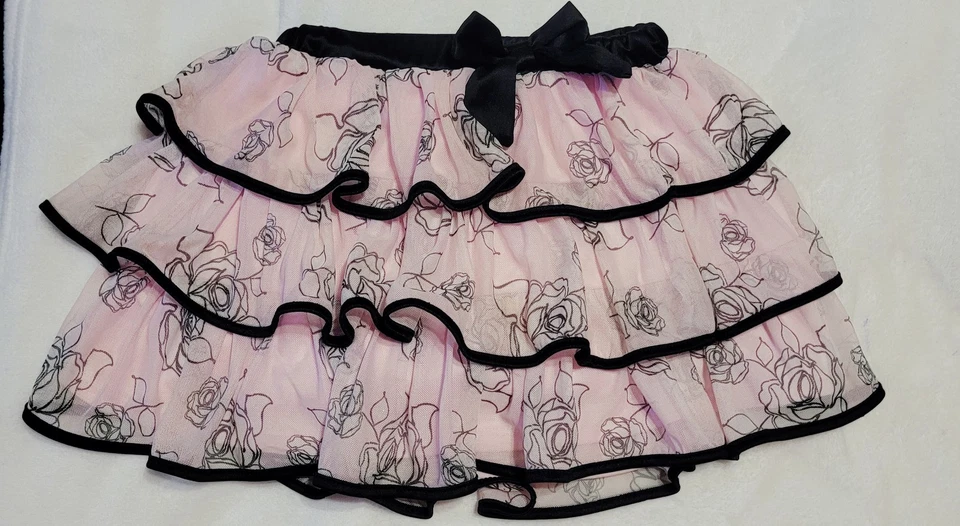 5T Floral Girls Twirl Tutu Skirt Pink With Blaclk Bow And Pants Under. - Image 2 of 3