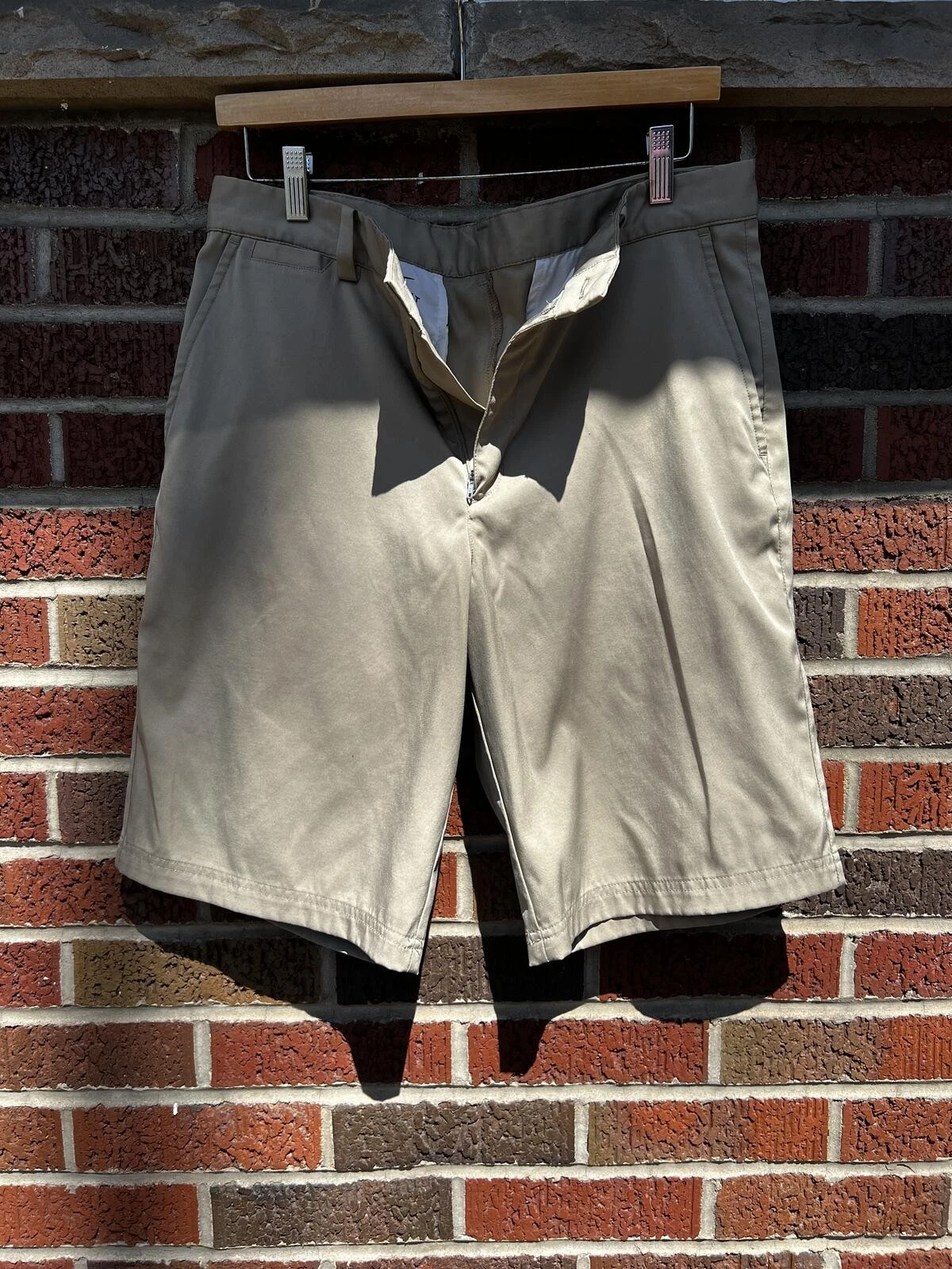 Nike Dri-Fit Beige Athletic Casual Golf Shorts