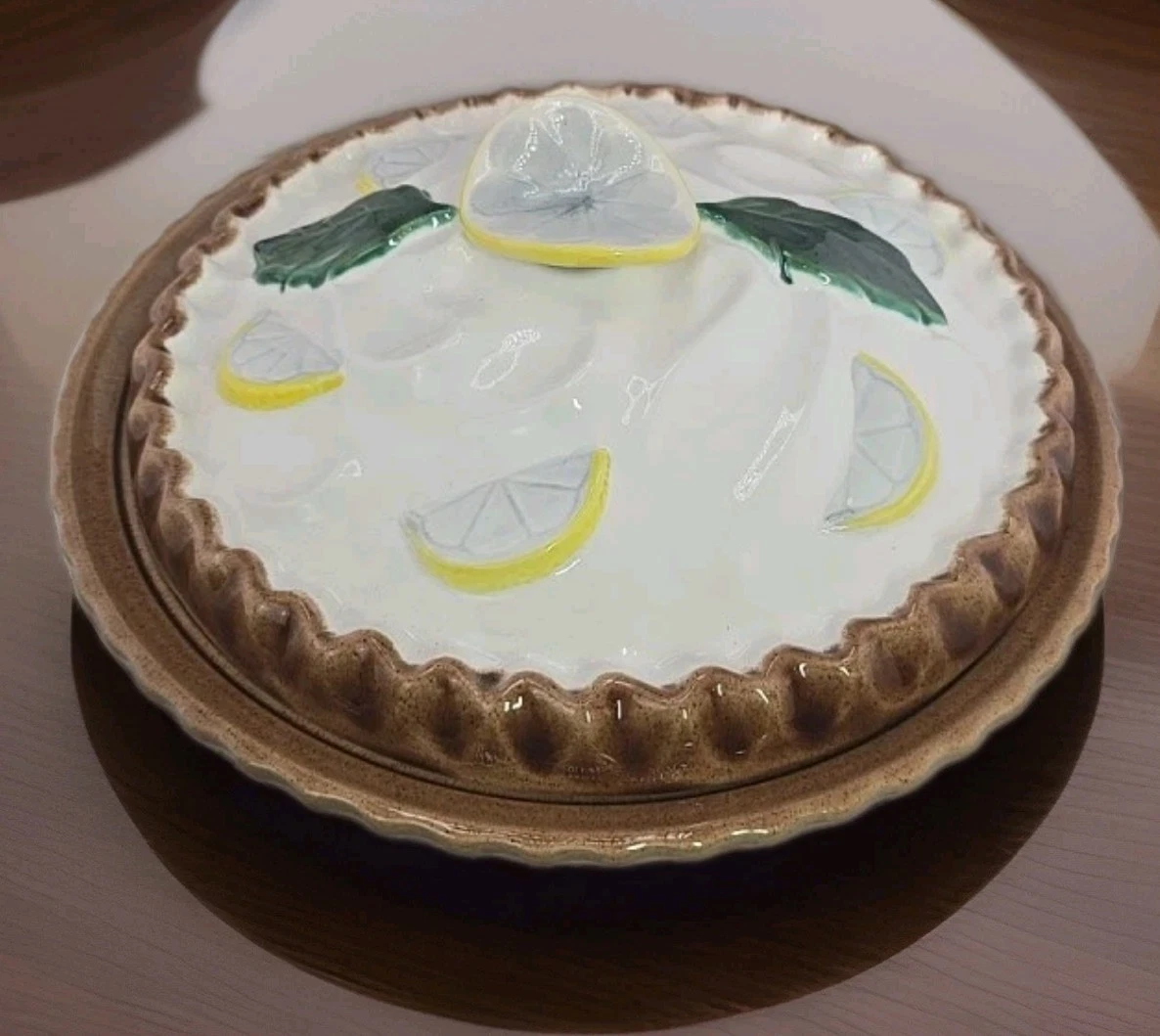 Vintage 1970s Portuguese Ceramic Lemon Pie Dish w Lid Hand-Painted Pottery Sanro
Opens in a new wind