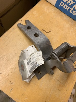 INTERNATIONAL HINGE 2031829C91 | eBay