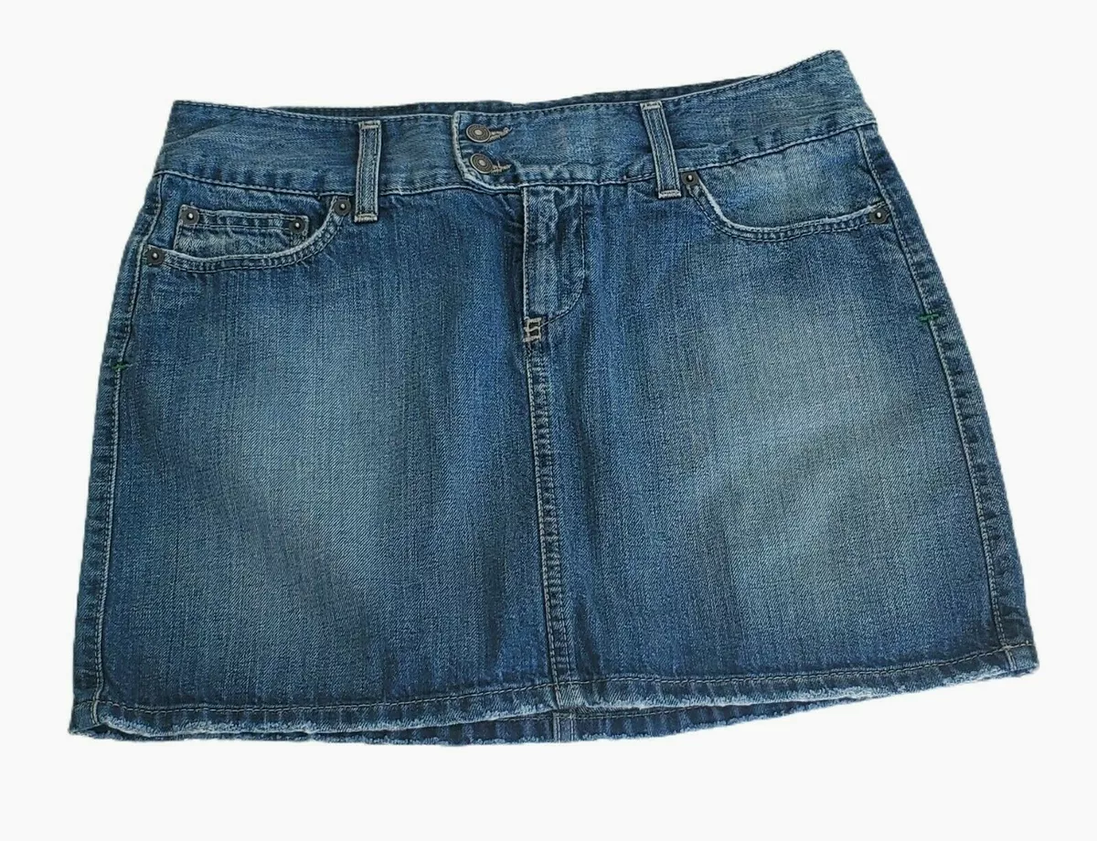 Vintage UNITED COLORS of BENETTON Denim Jean Mini Skirt Waist 28