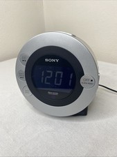Sony Dream Machine FM/AM CD Clock Radio Alarm iPod iPhone Dock ICF-CD3iP