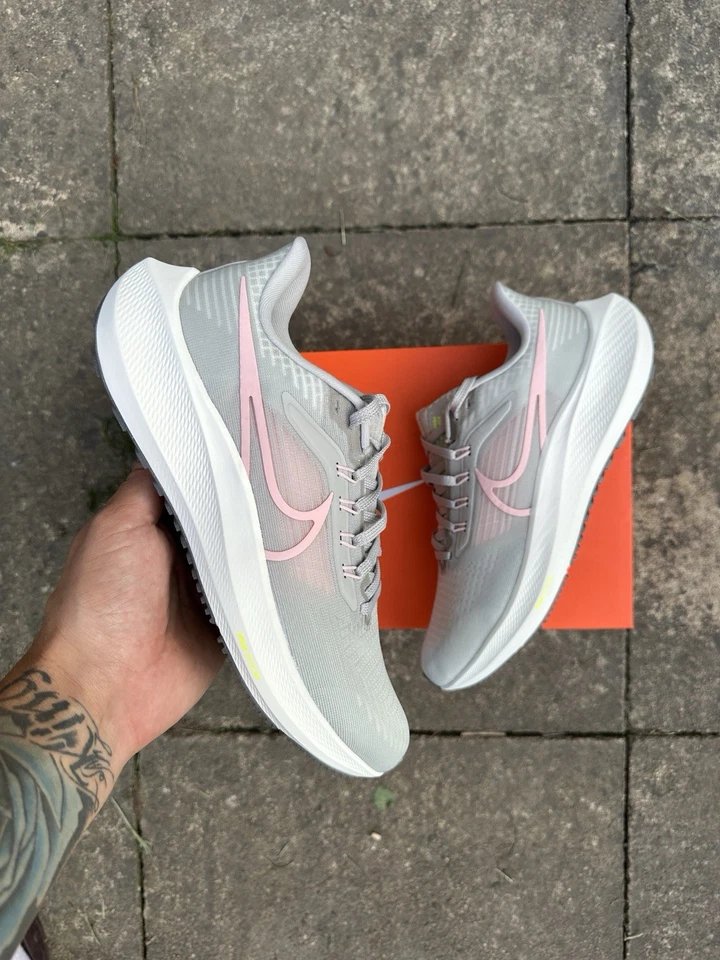 Women’s Nike Air Zoom Pegasus 39 Running Trainers UK 6 DH4072-003 - Brand new