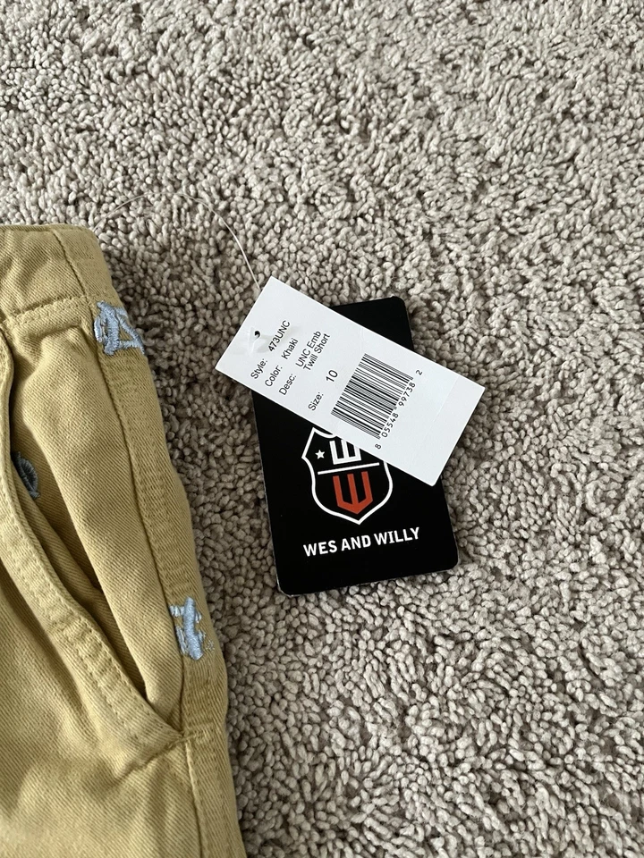 New Wes and Willy Boys UNC Carolina Shorts Size 10 - Image 2 of 4