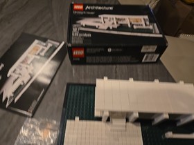 Lego Architecture 21009 Farnsworth House Used Complete with Box and Instruction