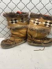 vintage leather fur trim Mukluks