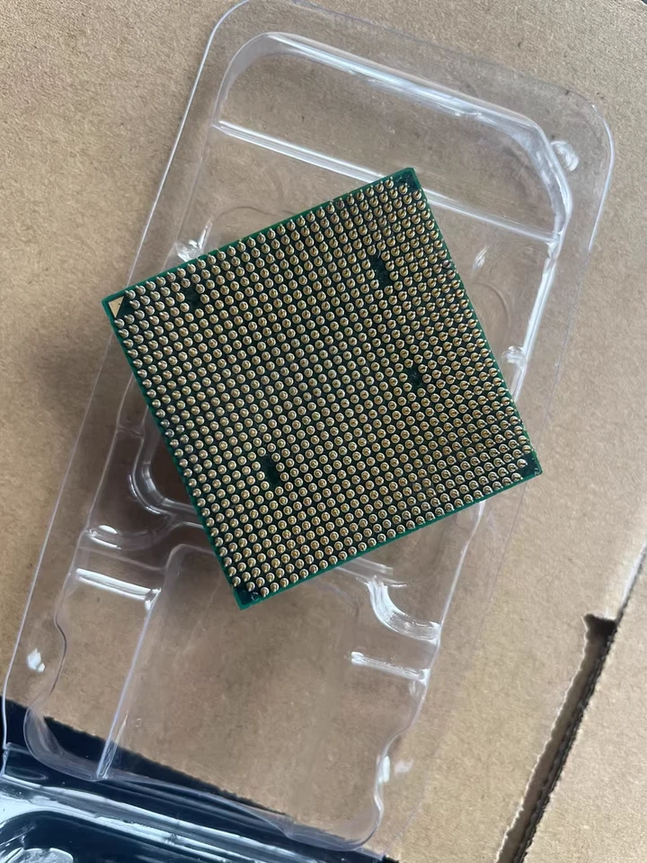 AMD FX-8350 CPU FD8350FRW8KHK 8M octa-core 4.0GHz socket AM3+ FX processor - Image 2 of 2