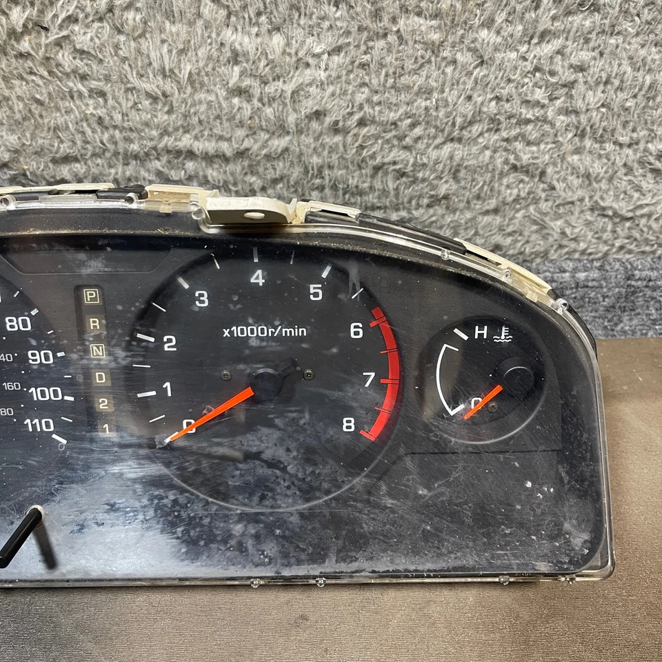 Cuadro de instrumentos velocímetro Nissan Frontier 2000-2001 248109z001 Foto 4 de 4