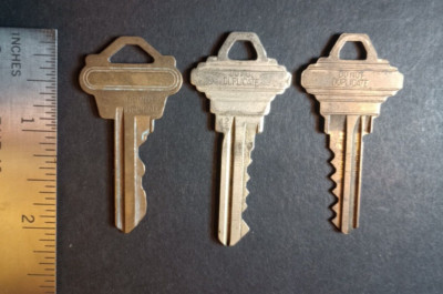 Lot of 3 Do Not Duplicate Keys #C8
