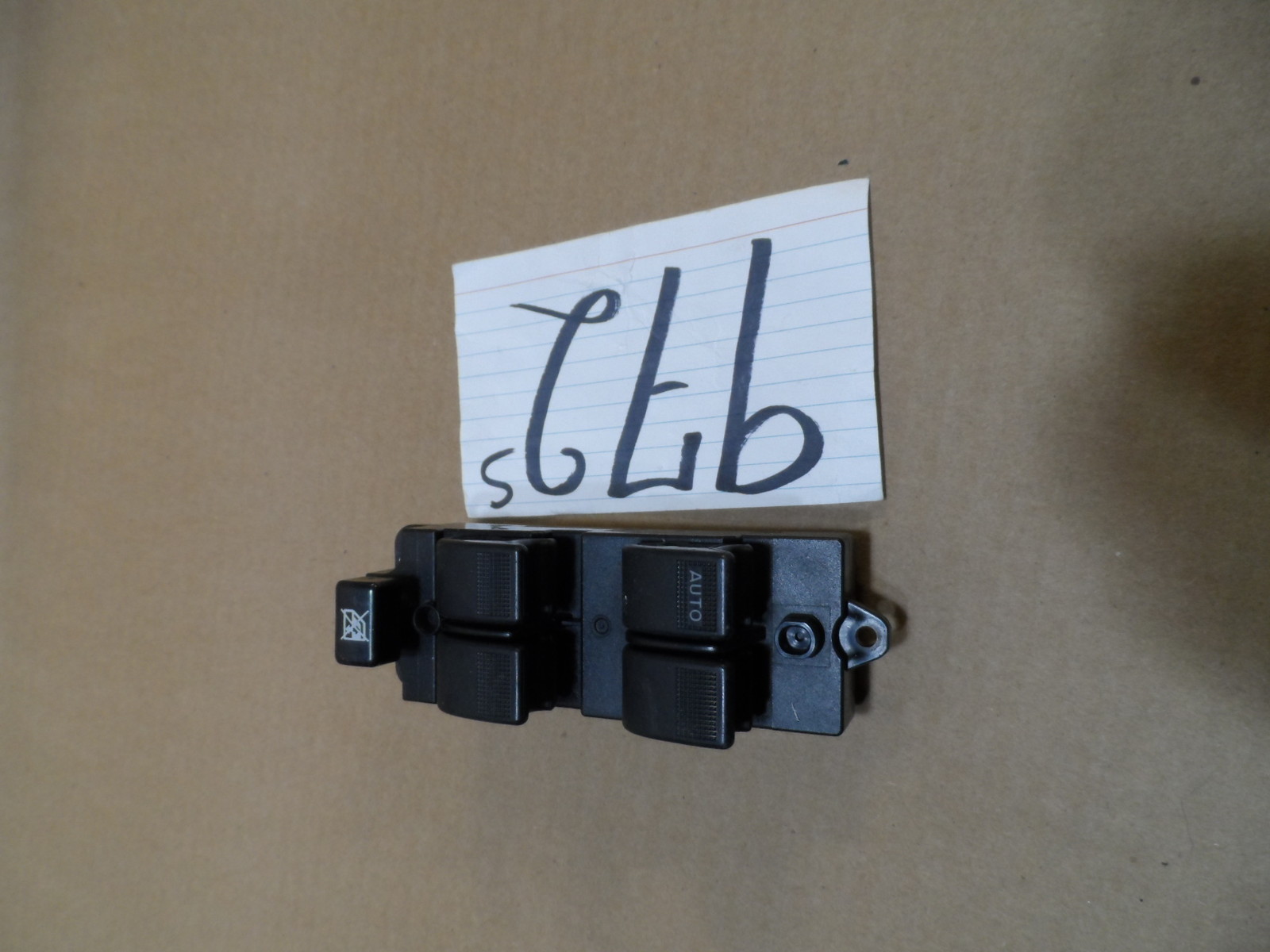 01 02 03 04 05 06 Mazda MPV MASTER Window Switch Control Power DRIVER #972-S