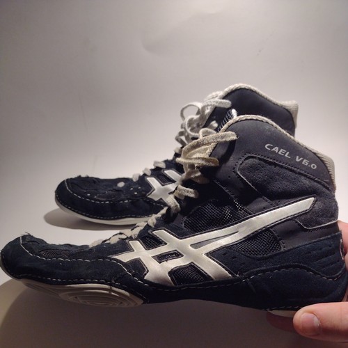 Asics Cael Sanderson V6.0 J401Y Black 