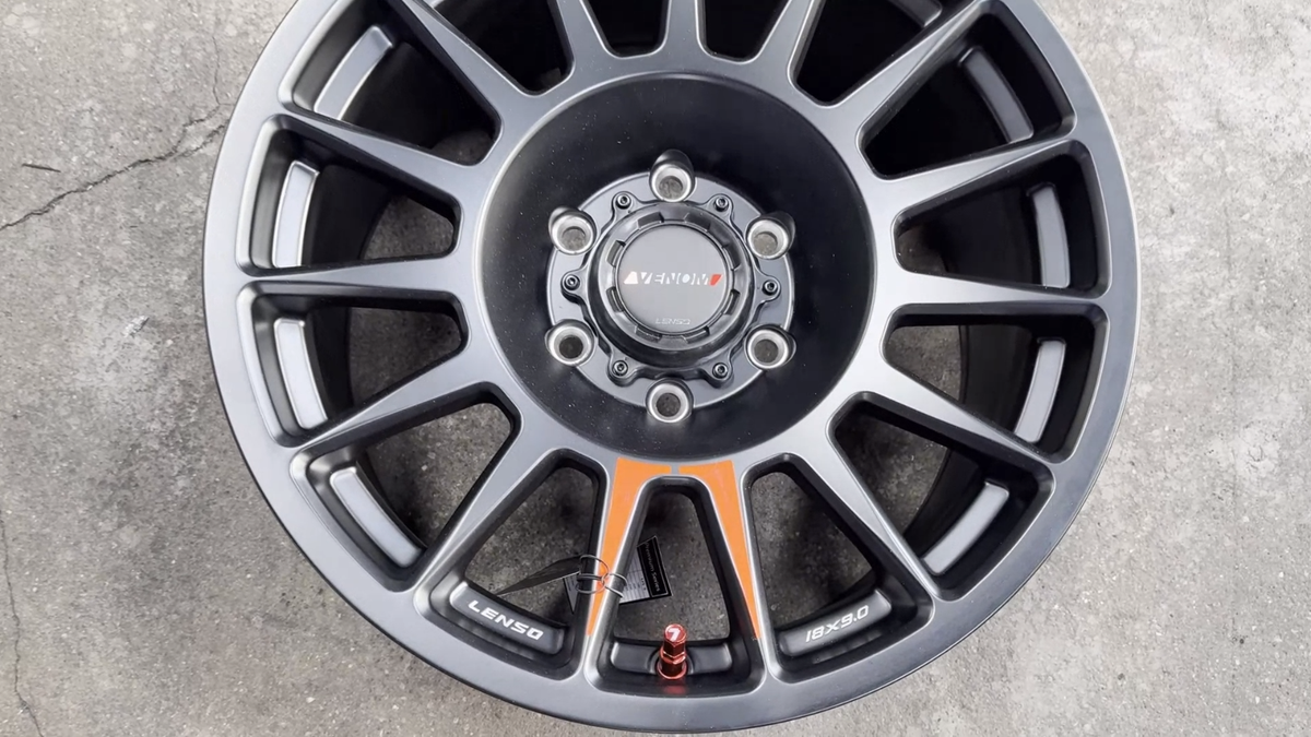 New 18x9 LENSO Venom 8 (4 Wheel) 6x139.7 fit Tacoma 4runner FJ