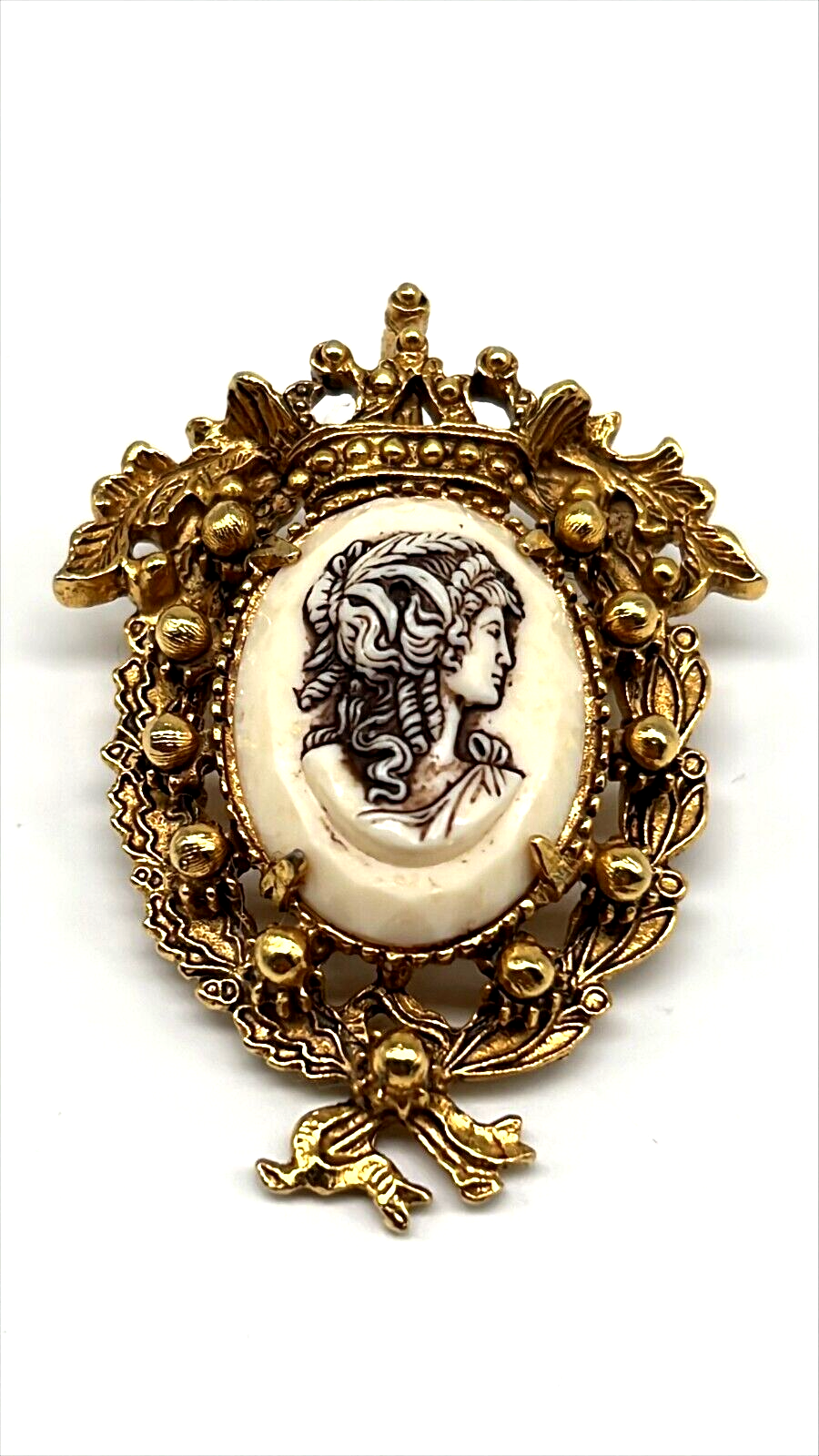 Vintage Florenza Signed Cameo Gold Tone Brooch with White Resin Enamel Victorian Style