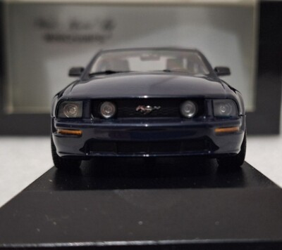 FORD MUSTANG FASTBACK 2015 Blue metallic - die cast - modèle de collection - Norev 270549