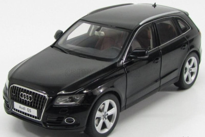 Audi Q5 ミニカー　アウディ　Audi collection ブラック KYOSHO 2013 AUDI Q5 4-DOOR PHANTOM BLACK 1:18*Brand New! RARE FIND