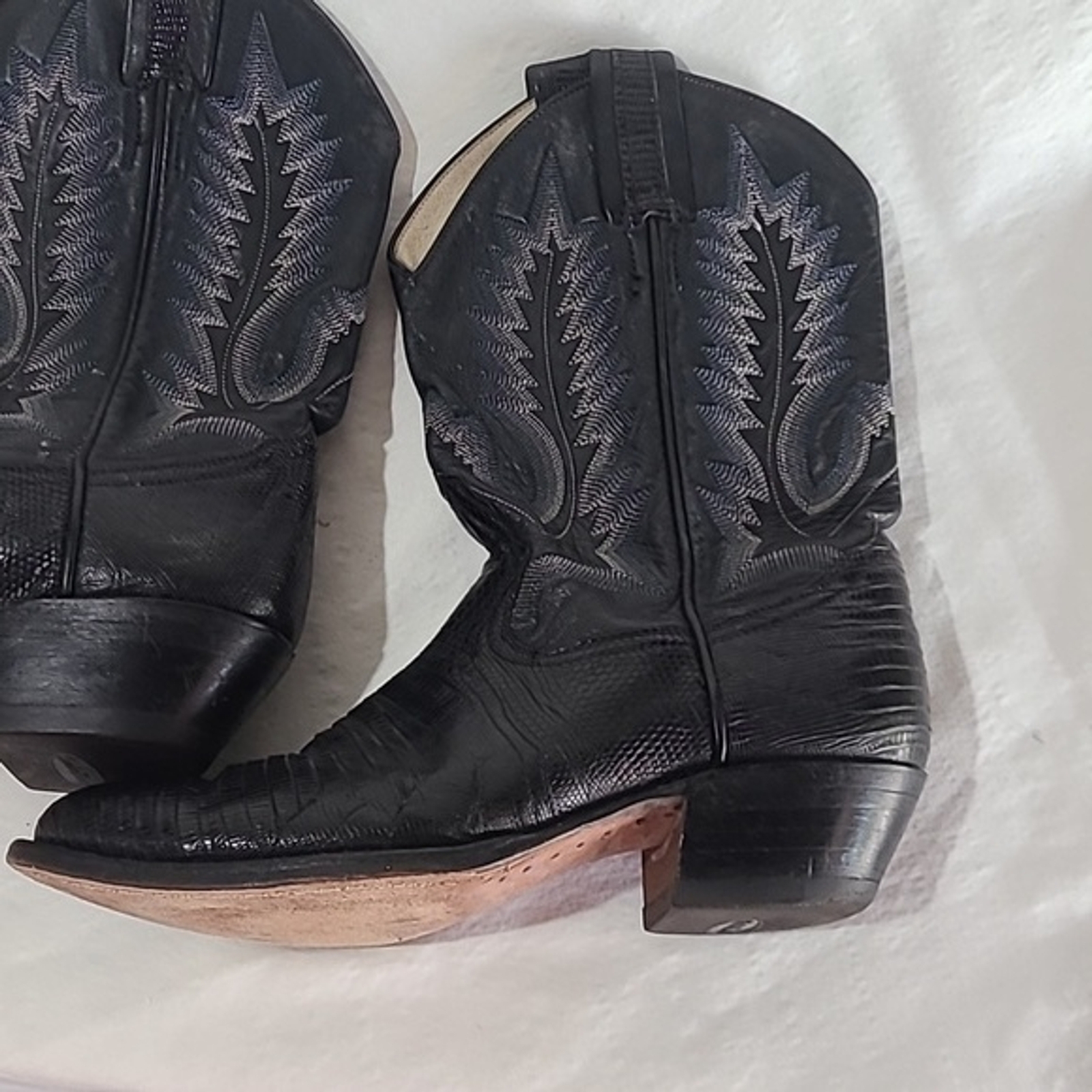 Black Lizard Western Style Cowgirl Boots Size 6B Gem