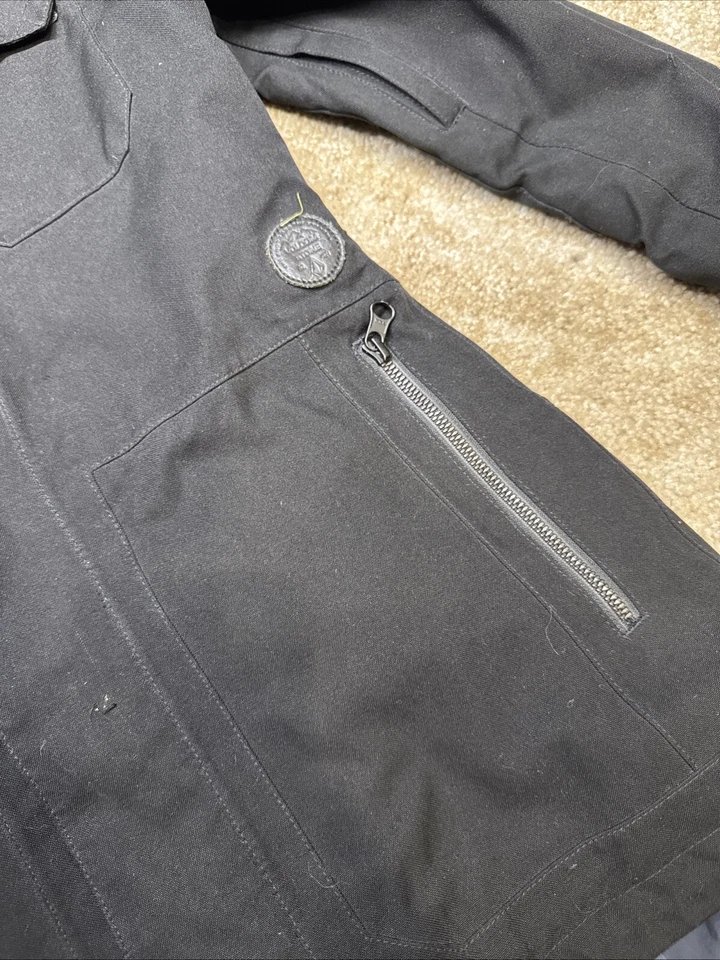 Volcom 15k Hooded Black women's Snowboard Jacket Size X-Small - Image 4 of 4