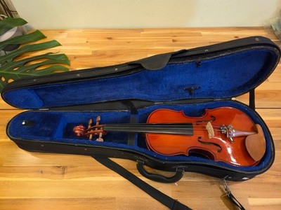 Violin: Cremona Fecit Anno Domini 2003 3/4 - Bow not included