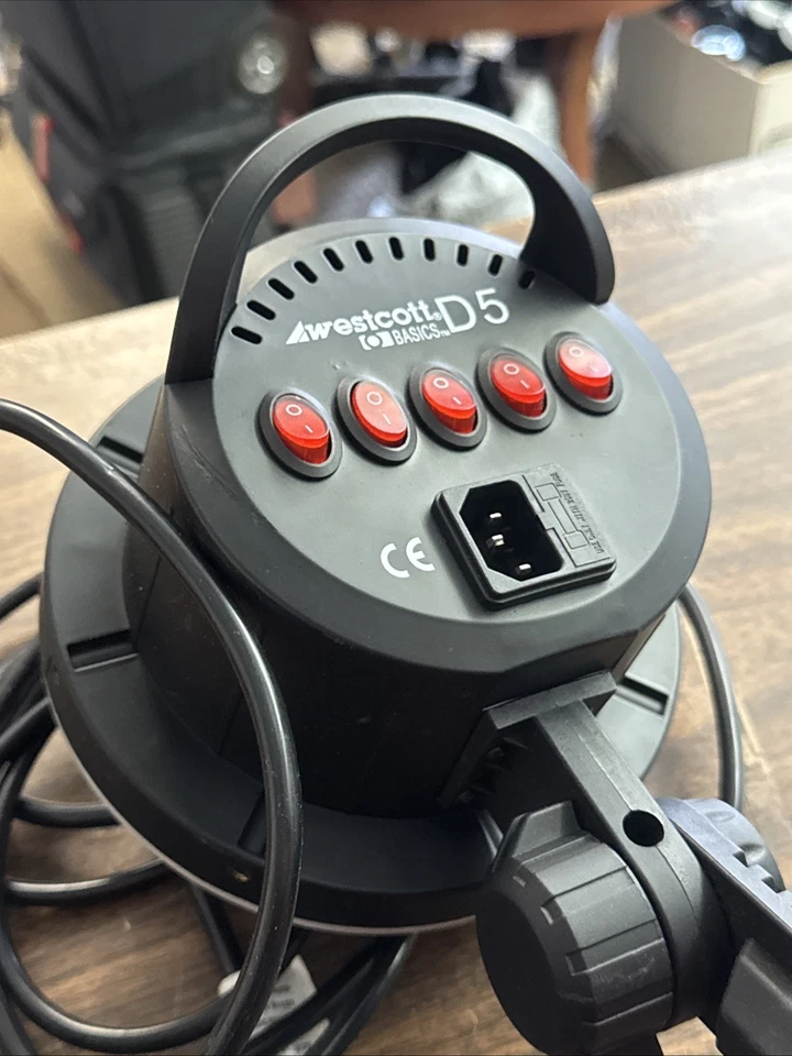 Cable de alimentación Westcott Basics D5 cabezal de luz de 5 enchufes de 6 pies (stfl) Foto 3 de 4