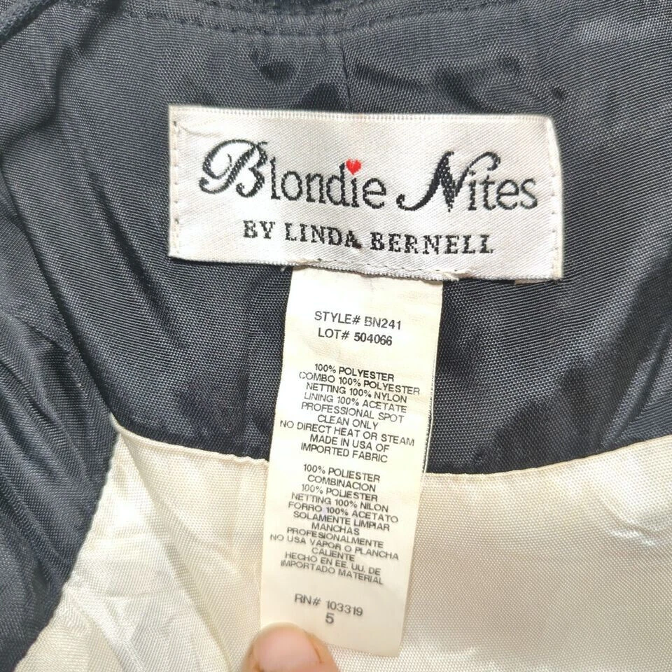 Vestido Formal De Colección Juniors 6 Baile de graduación Cachicho Hada Y2K Negro Brillante Floral Foto 2 de 4